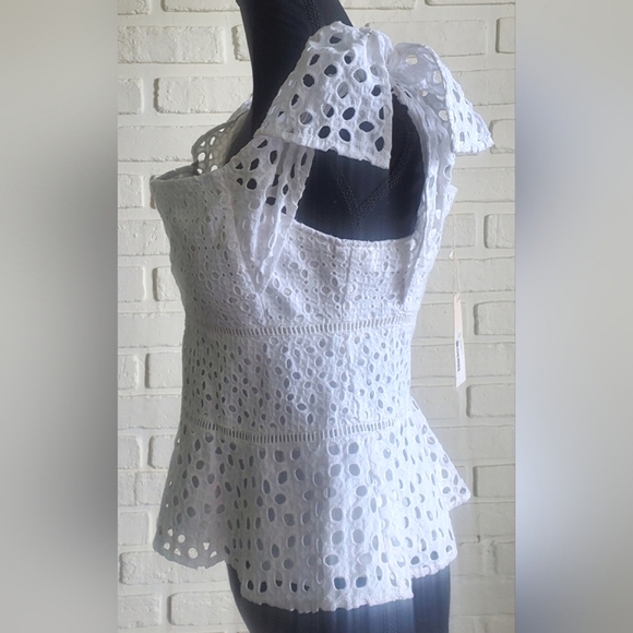 NWT Rebecca Taylor Amora Off The Shoulder Eyelet Lace Peplum Top White Size 8 - Picture 14 of 16